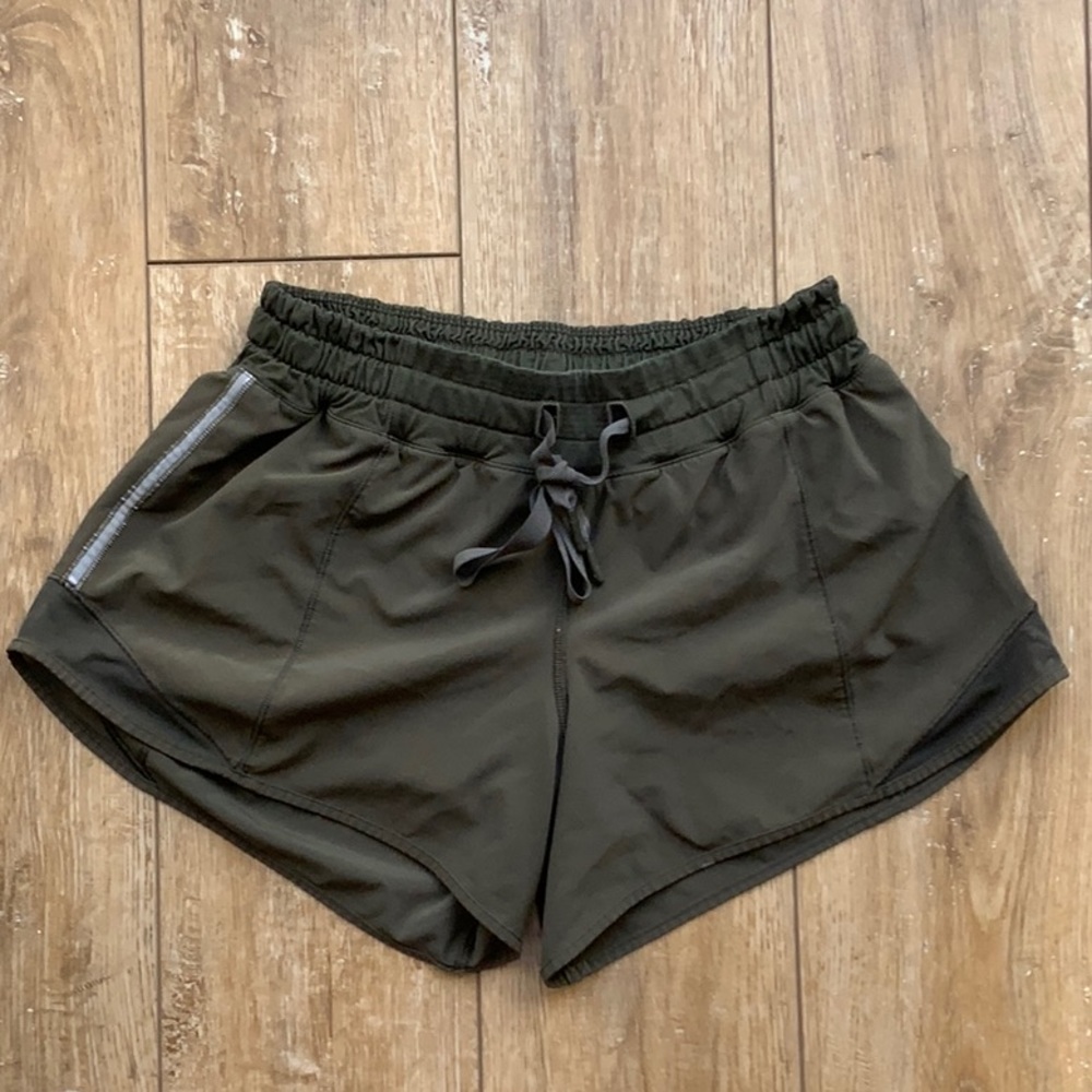 Army green hotty hot shorts